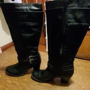 Sonoma boots 9 medium